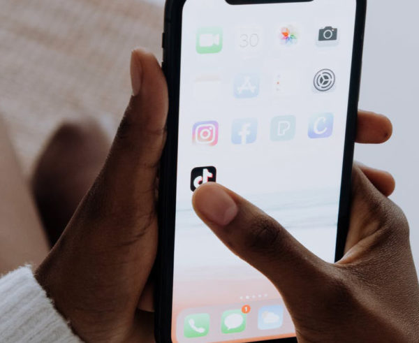 TikTok e i pericoli per i giovani
